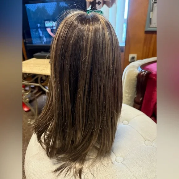 Madison synthetic wig from Envy
